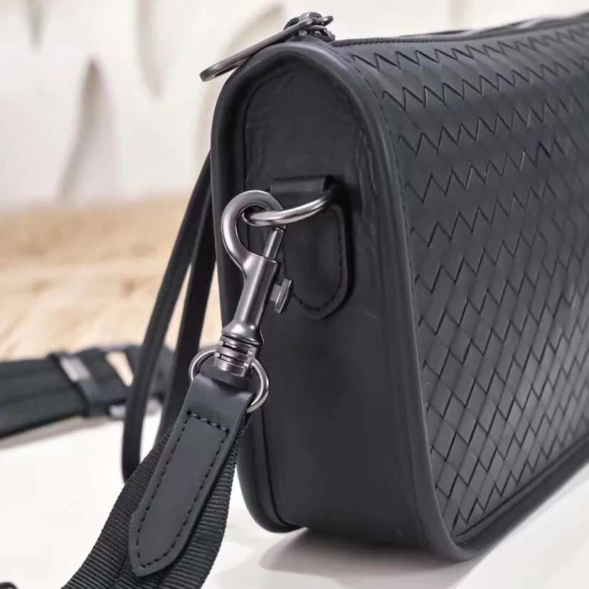 All categories 💚 Top version men’s bags 💚 BV 2024 new BV crossbody bag
